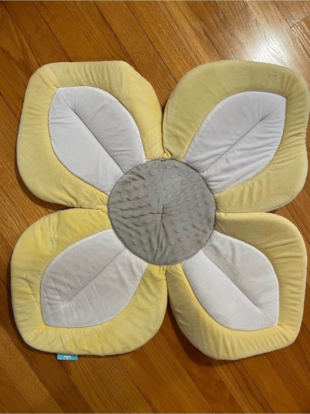 Blooming bath Yellow Flower Baby